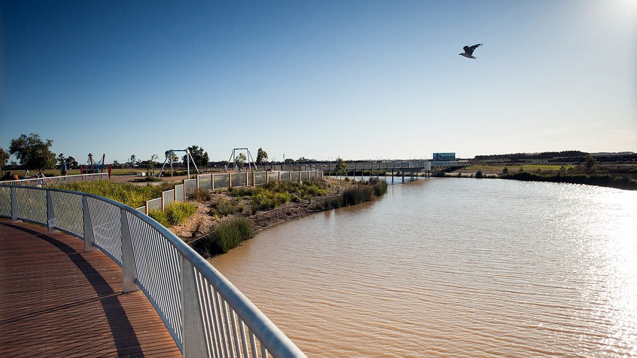 Svg+xml;charset=utf — tract Berwick waters - tract