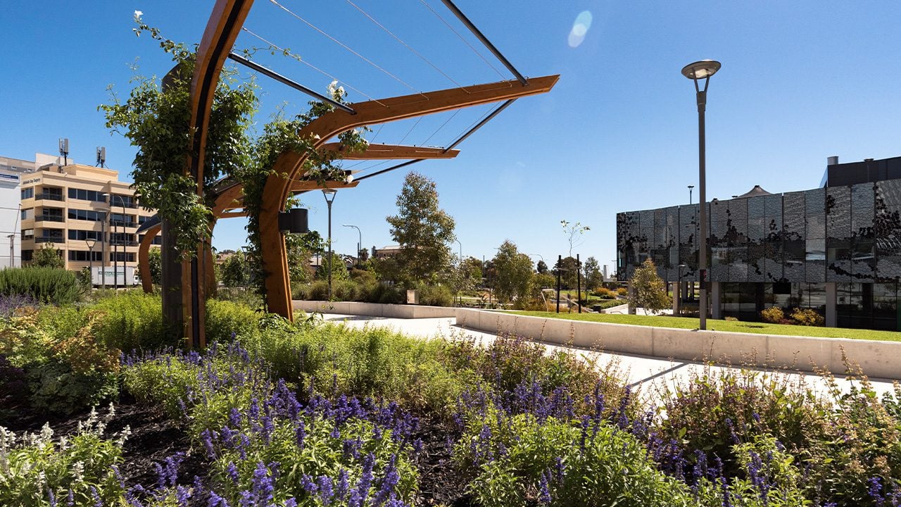 Svg+xml;charset=utf — tract Royal adelaide hospital - tract