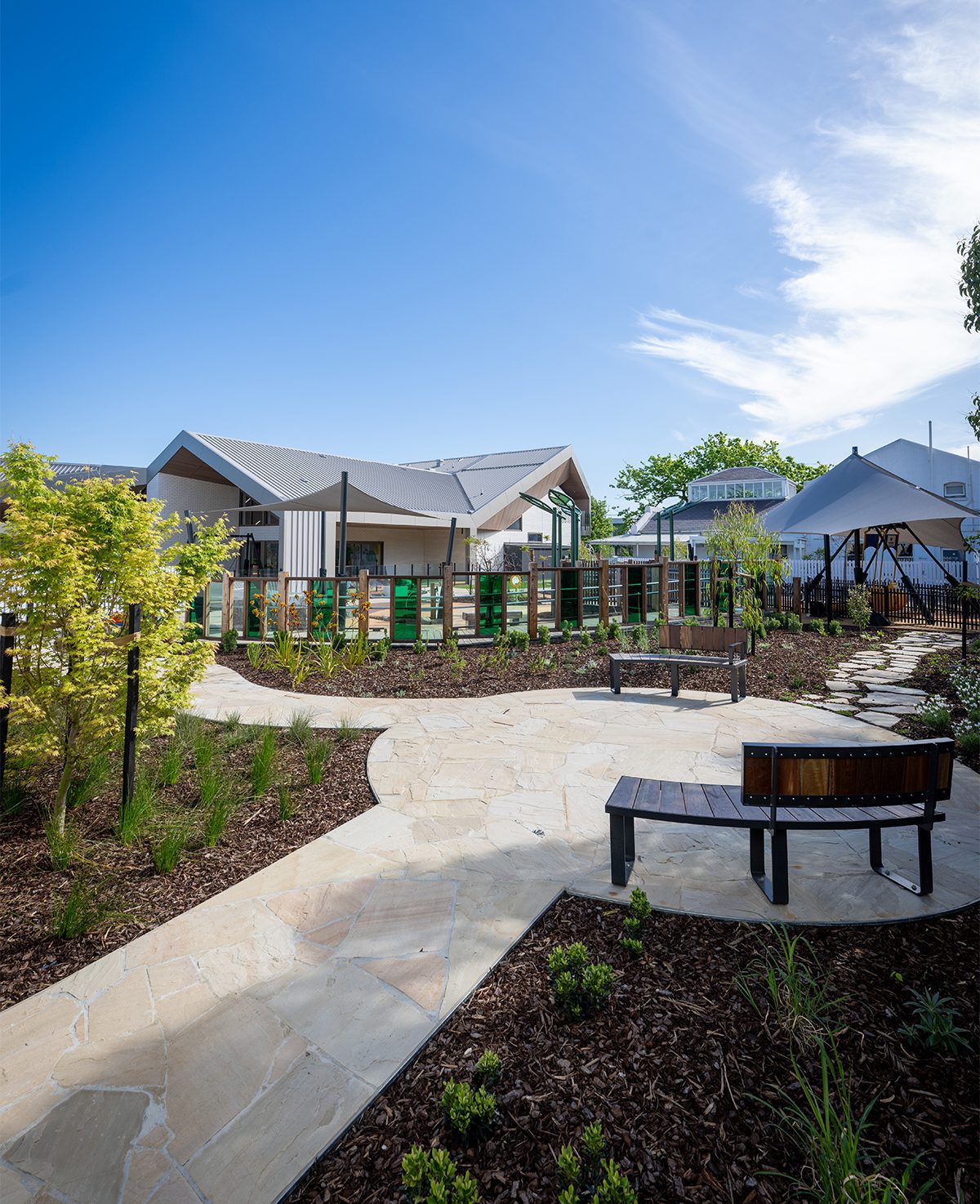 Svg+xml;charset=utf — tract Very special kids house - tract