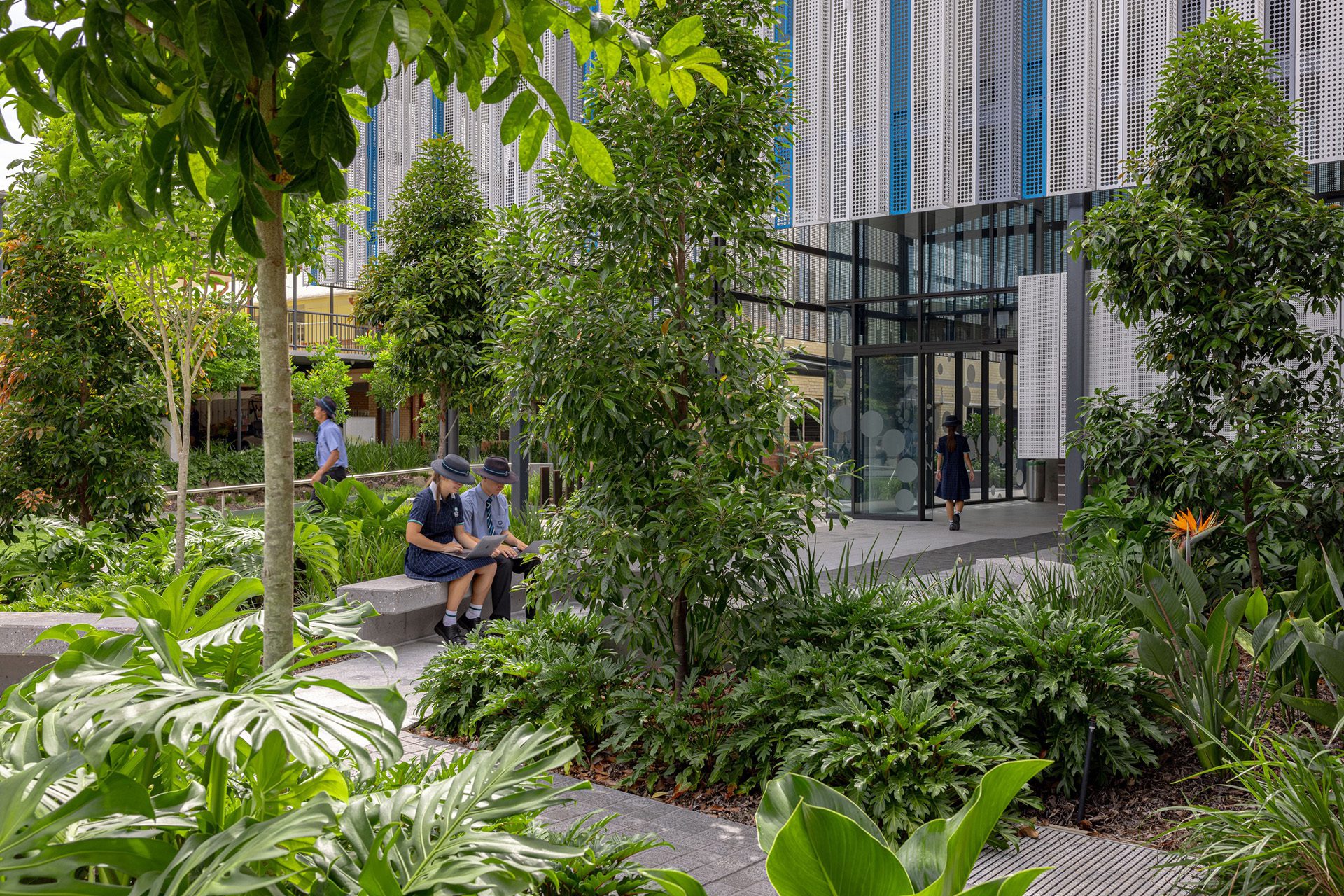Svg+xml;charset=utf — tract Matthew flinders anglican college - setting the scene