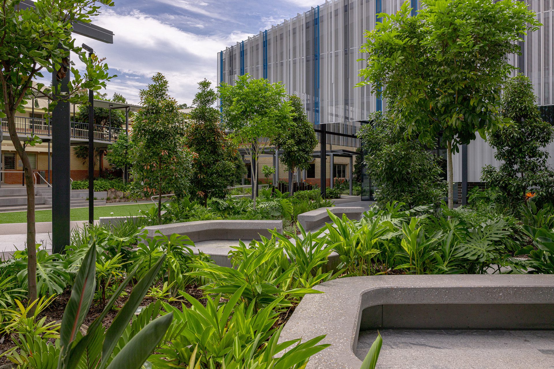 Svg+xml;charset=utf — tract Matthew flinders anglican college - hardscape vs softscape